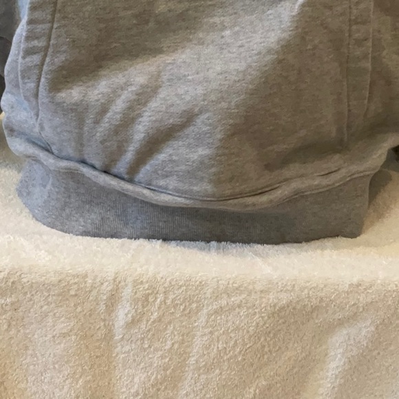 Lacoste Sweatshirt with Sleeve Detail - Picture 4 of 4